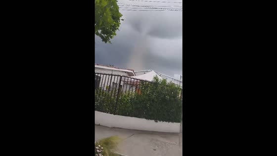 Powerful EF-2 tornado damages more than 70 properties in Requínoa, Chile