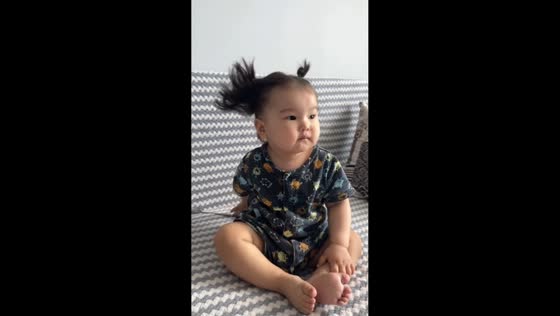 Baby’s hair band snaps causing funny hair moment in Astana, Kazakhstan