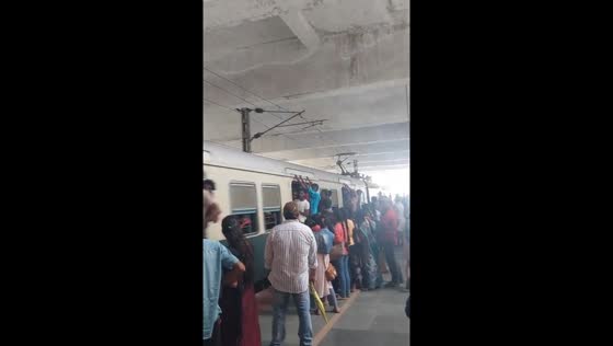 Overcrowded train at Indira Nagar Station in Chennai