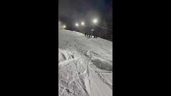 Skier lands on back after failed backflip in Queensbury, New York, USA