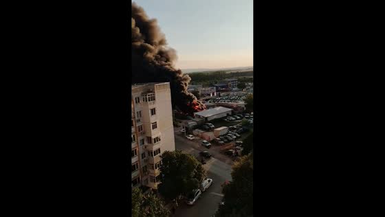 Large fire sends massive black smoke plume over Varna, Bulgaria