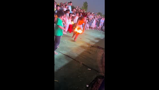 Fire performance mishap during street show in Shaanxi, China