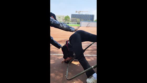 Man falls forward from wheelbarrow after sudden stop in Liaoning, China