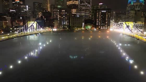 Fog overtakes Allegheny River in Pittsburgh