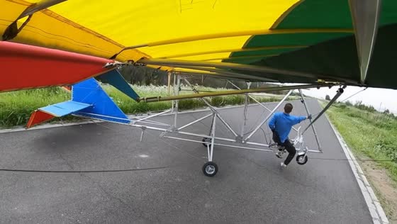Lightweight aircraft crashes into concrete post in Jiangsu, China