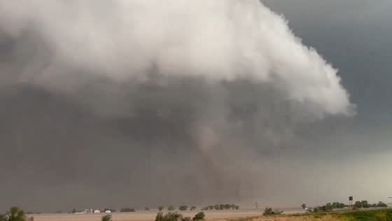 Dual tornadoes strike near Wilson, Kansas