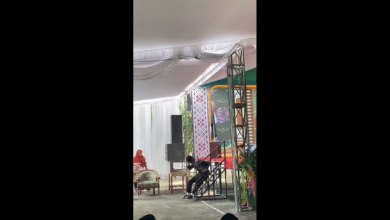Young graduate falls on stairs after ceremony in Paciran, Indonesia