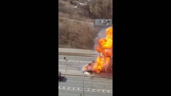 Gas cylinder explosion causes chaos on Western Moscow street