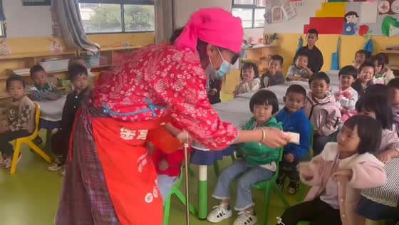 Kindergarten anti-abduction education activity in Yunnan, China
