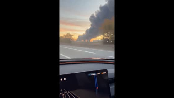 Massive smoke cloud after UPS Flight 2976 crash in Louisville, Kentucky, USA
