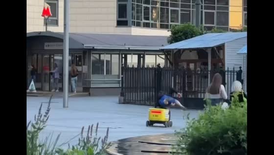 Man thrown off Yandex delivery robot after attempting to ride it in Moscow, Russia
