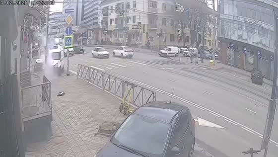 Ambulance and car collide at intersection in Krasnodar, Russia