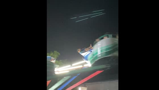 Man stays calm on thrilling octopus ride