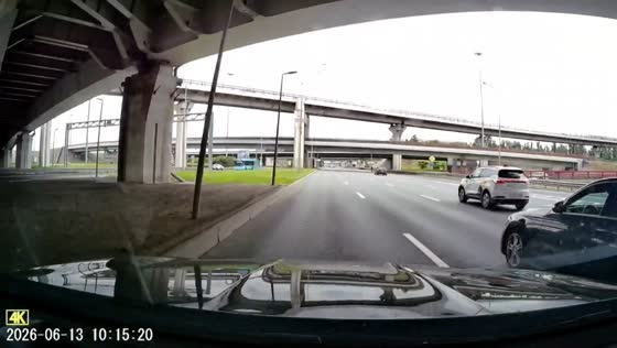 Cyclist struck by lane-changing car on Pulkovskoye Highway in Saint Petersburg, Russia