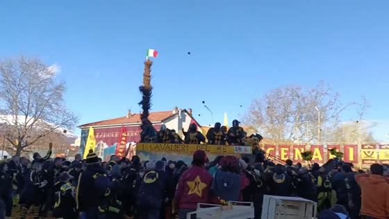 Historic Battle of Oranges carnival fight returns in Ivrea, Piedmont, Italy