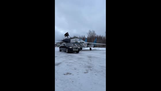 Stuntman Chebotarev's daring leap: soaring over plane at Oreshkovo Airfield