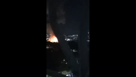 Explosions seen near La Carlota military airport, Altamira, Caracas