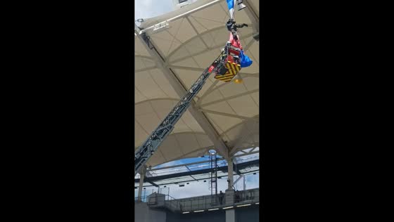 Parachutist rescued from stadium roof in Toulouse, France