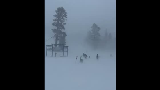 Strong Winds at Mammoth Mountain CA, USA