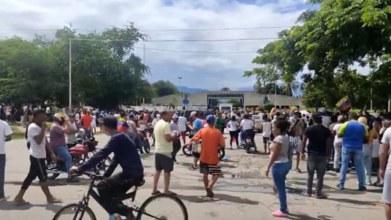 Protests erupt at El Libertador Air Base in Venezuela after disputed election results