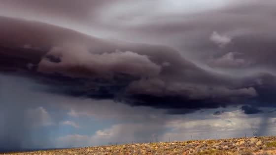 Monsoonal storms bring intense rain to Red Mesa, Arizona