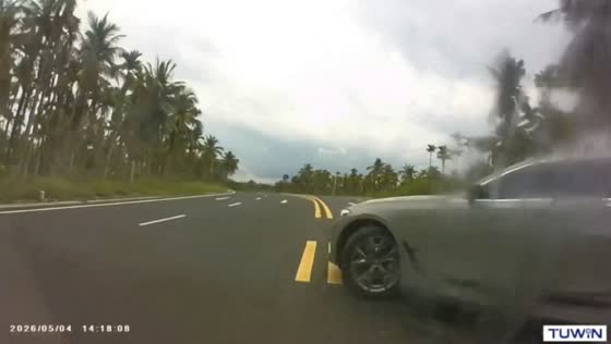 Rider crashes into turning SUV on rural road in Hainan, China
