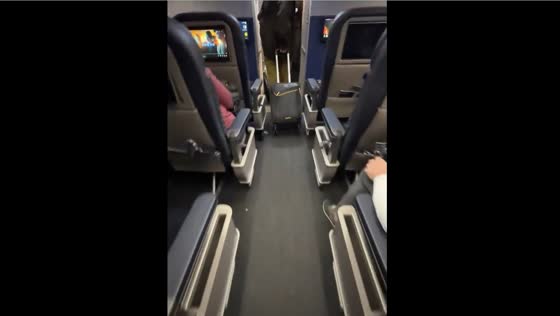 Passengers got off the plane due to an FAA system failure.