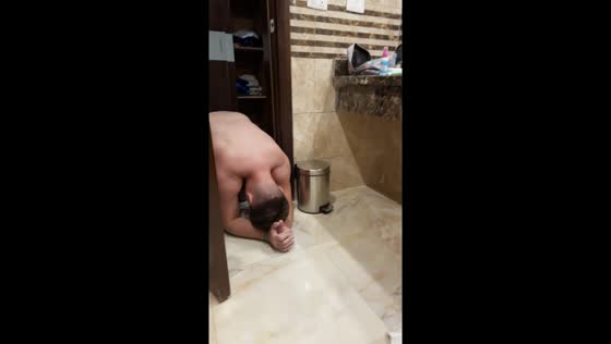 Tourists suffer stomach ache after drinking water in Hurghada, Egypt