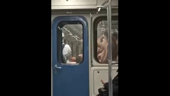 6 People stripped naked in Moscow metro train - police arrest and impose fines
