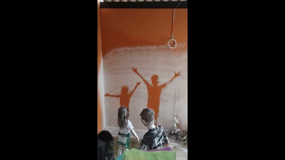 Creative family fun: turning car wash shampoo into art with kids