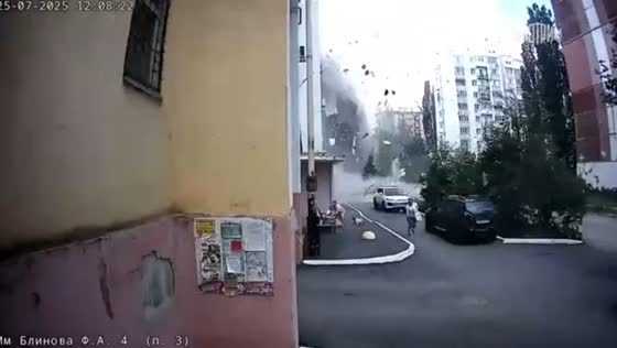 Gas explosion causes multi-storey building collapse in Saratov, Russia