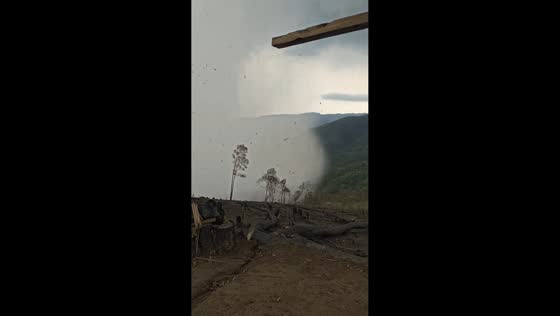 Tornado-like landspout sweeps through rural area in Laos
