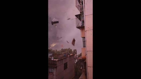 Powerful thunderstorm unleashes destructive winds in Hubei, China