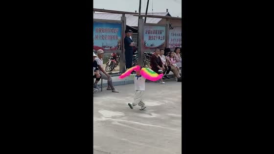 Enchanting moments: little boy joins the Yangko Dance, spreading joy in Heilongjiang Province, China