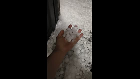 Massive hail accumulation in Shijiazhuang: aftermath of April 26 rainstorm