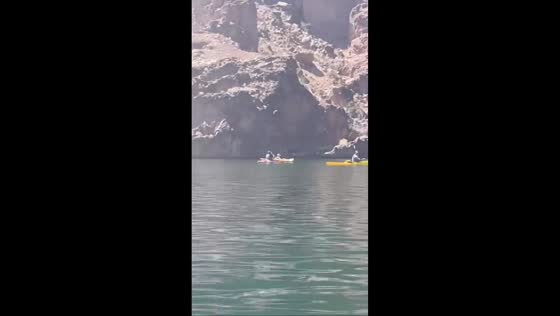 Hilarious Creed performance echoes through Black Canyon in Arizona, USA