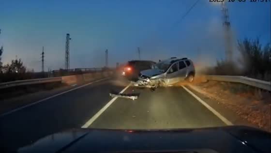 Multi-car collision on highway in Kinel, Russia