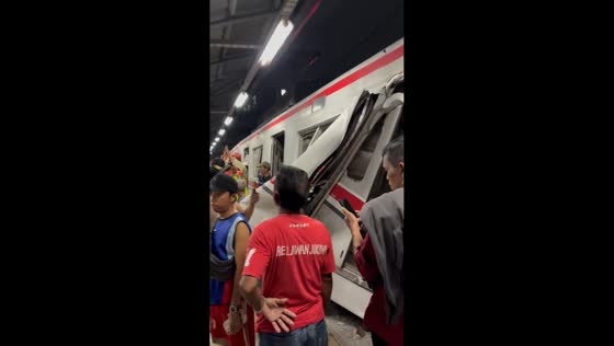 Train collision at Bekasi Timur Station leads to major injuries in Indonesia