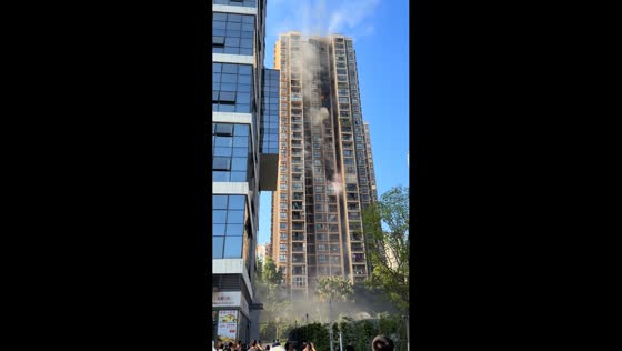 High-rise apartment fire breaks out during extreme heat in Chongqing, China