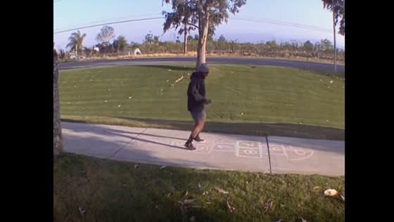Jogging joy: California runner embraces playful sidewalk game