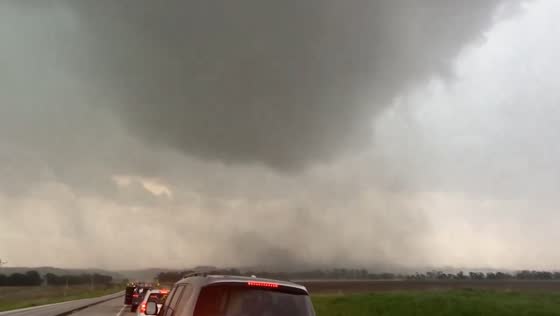 Tornado ravages Stanton, Iowa