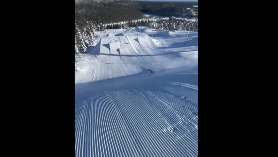 Skier loses balance after jump at Ruka Ski Resort
