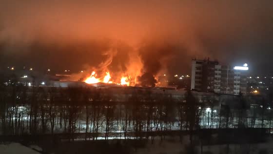 Large-scale fire at acetone plant in Gatchina, Russia