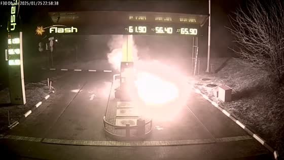 Arsonist sets gas station on fire in Rostov-on-Don, Russia