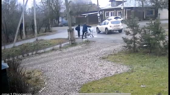 Driver hits a boy and crashes into a pole in Ivanovo, Russia