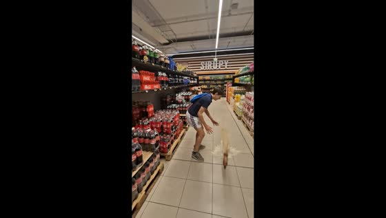 Juggling mishap causes cola explosion in Prague, Czech Republic