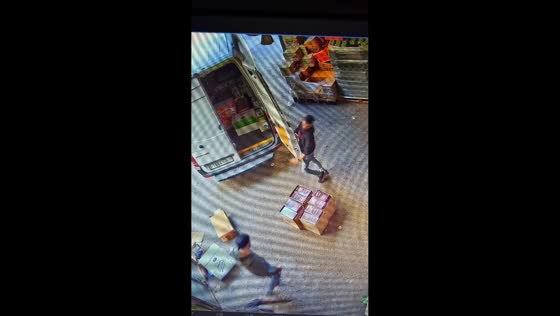Man accidentally hits face on vehicle door during delivery in Hebron, Palestine