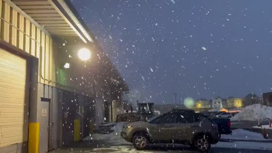 Heavy early morning snowfall blankets Rochester airport in New York, USA