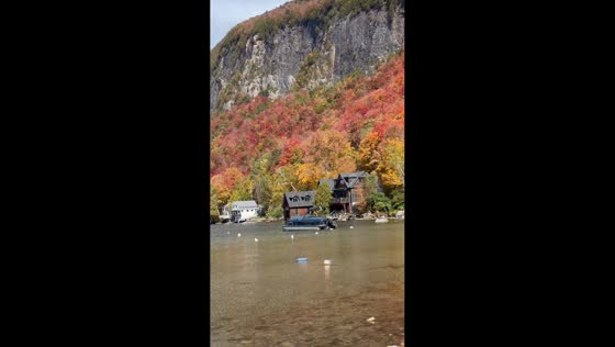 Peak autumn foliage transforms Vermont’s Northeast Kingdom landscape, USA