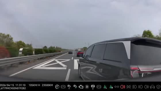 Highway collision after sudden lane change during overtaking attempt in Beijing, China
